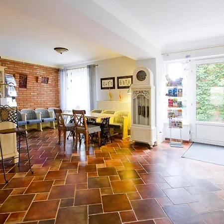Meander Bed & Breakfast Leba