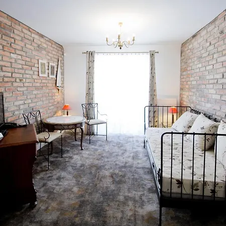 ベッド・アンド・ブレックファスト Meander