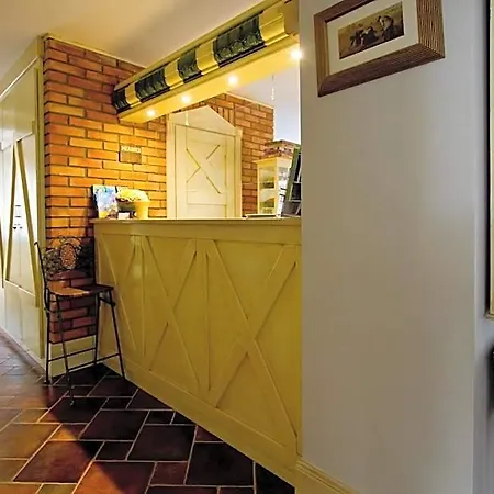 Meander Bed & Breakfast 3*