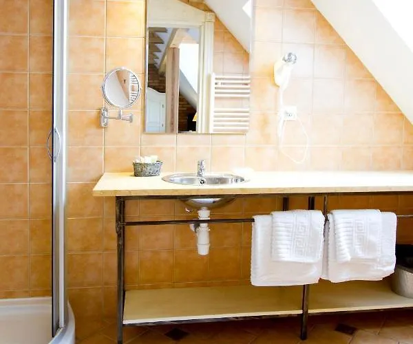 Meander Nocleg ze śniadaniem Łeba